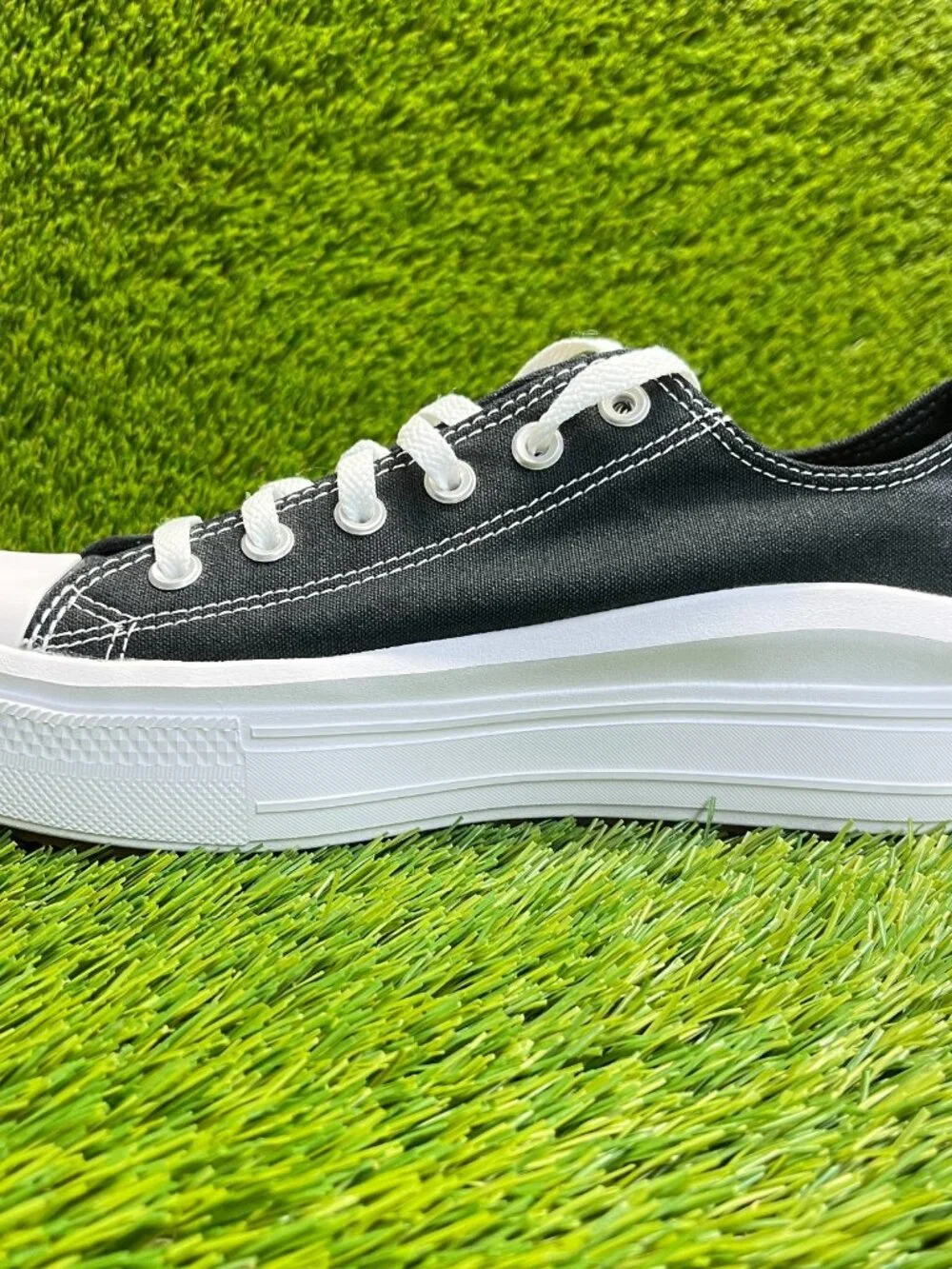 Converse Chuck Taylor All Star Move Womens Size 10.5 Athletic Shoes Sneakers - Picture 2 of 10